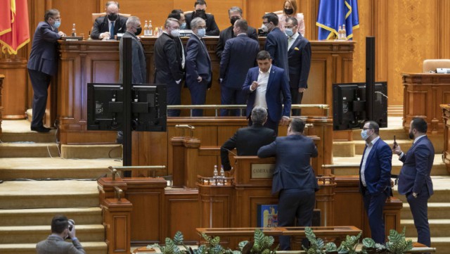 Florin Cîțu promite modificarea regulamentului în Parlament, după episodul Simion