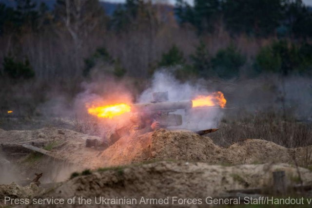 Ucraina: Un soldat ucis, alţi şase răniţi în estul ţării