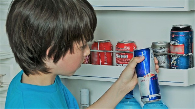 Minorii nu își vor mai putea cumpăra băuturi energizante
