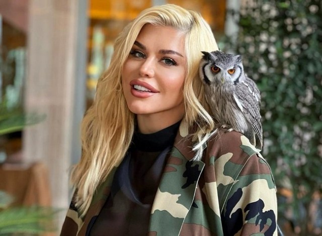 Loredana, în cea mai sexy ipostază de până acum. Posteriorul ei n-a arătat niciodată aşa
