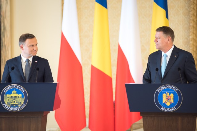 Iohannis: Am hotărât cu preşedintele Poloniei să organizăm un summit extraordinar al Formatului B9