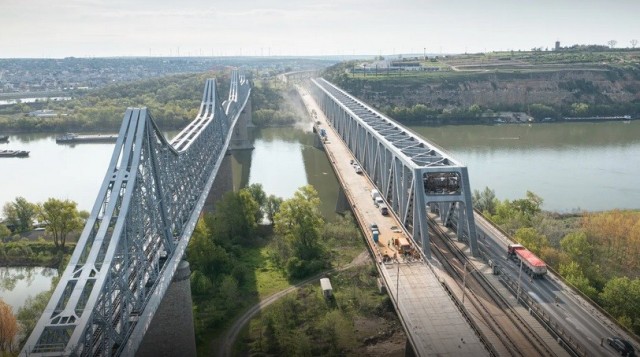 Podul de la Cernavodă a fost redeschis complet traficului