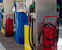 Economist: Carburanții ar putea ajunge la 12-13 lei litrul. Nici UE nu are bani să rezolve problema