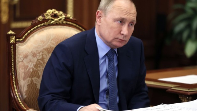Kremlinul anunţă că Vladimir Putin este în favoarea negocierilor, dar că acestea vor fi „foarte dificile”