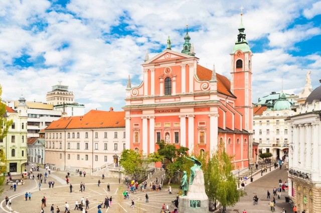 Coronavirus: Slovenia renunţă la majoritatea măsurilor anti-COVID-19