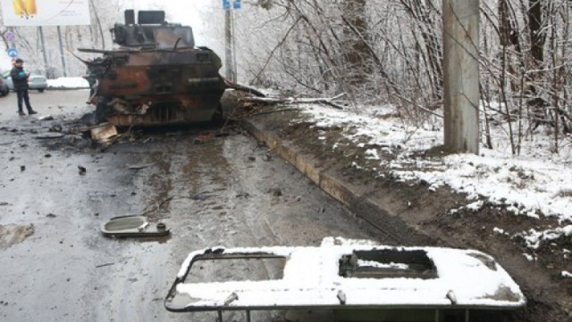 Blindate rusești distruse la Harkov, după zile de lupte intense
