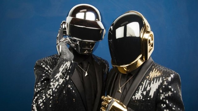 Fanii Daft Punk, confuzi după ce trupa și-a făcut apariția pe rețelele de socializare, la un an de la destrămare