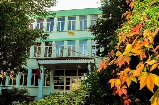 Liceul Nicolae Bălcescu din Medgidia, reabilitat de Primărie