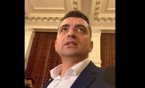 AUR protestează în fața Ambasadei Rusiei, după atacul din Ucraina