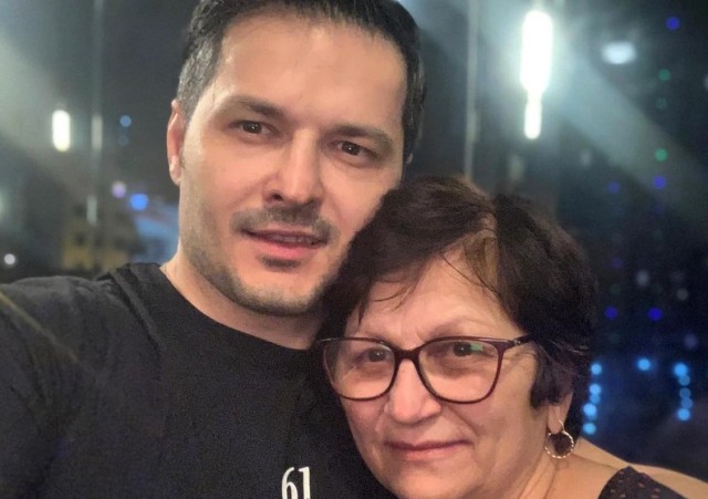 Liviu Vârciu i-a făcut mamei o vilă de toată frumusețea. Cum arată aceasta