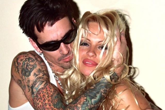 Filmarea cu momentele fierbinți dintre Pamela Anderson și Tommy Lee, ținta celui mai periculos mafiot din lume