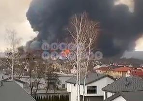 Continuă lupta în Kiev: Explozii puternice și fum gros în jurul și în capitala Ucrainei. Video