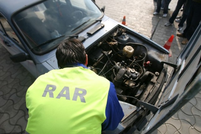 Jumătate din autovehiculele verificate, în 2021, de RAR aveau deficiențe tehnice majore sau periculoase