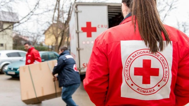 Crucea Roşie Română trimite primul convoi cu ajutoare umanitare în Ucraina