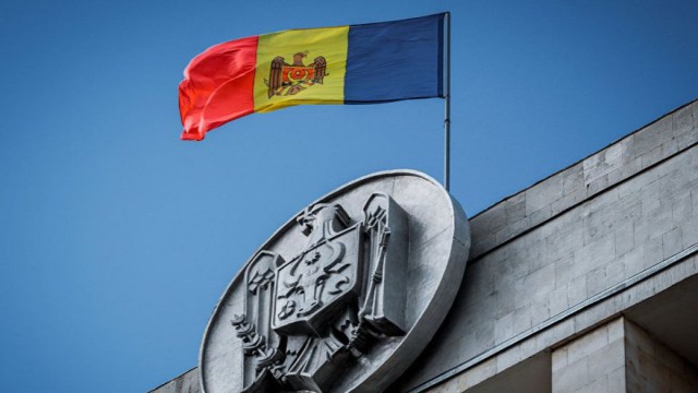 AUR cere negocieri pentru revenirea Republicii Moldova în granițele României