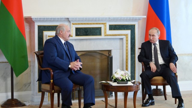 Parlamentul European, proiect de rezoluție pentru aducerea în fața justiției a lui Putin și Lukașenko