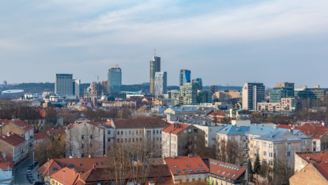 Capitala Lituaniei schimbă numele străzii pe care se află ambasada Rusiei în 