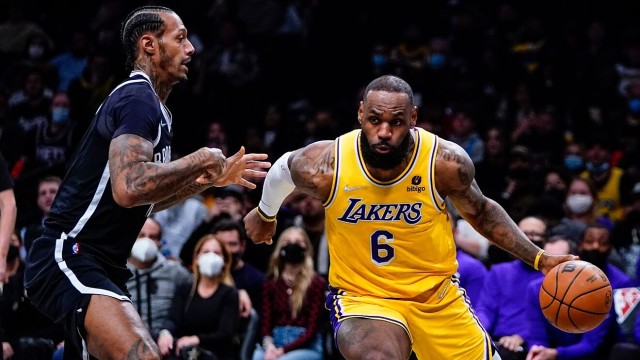 Baschet - NBA: LeBron James a marcat 56 de puncte pentru Los Angeles Lakers în meciul cu Warriors
