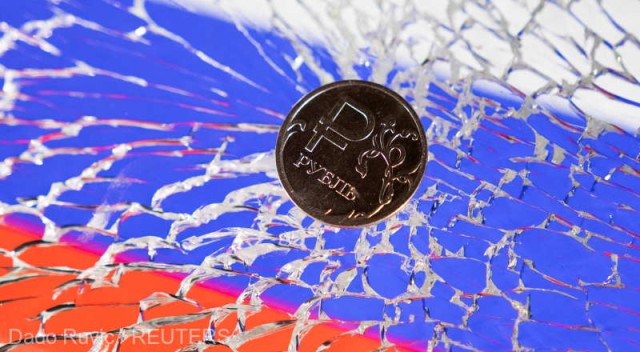 Rusia ar putea fi forţată să plătească în ruble datoria externă din cauza sancţiunilor