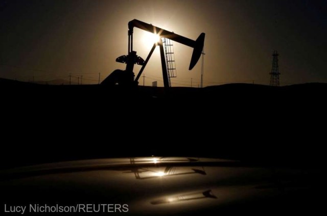 Rusia avertizează că barilul de petrol poate sări de 300 de dolari dacă SUA şi Europa impun un embargou