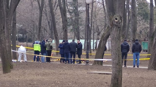 Polițist găsit mort în Copou, lângă teiul lui Eminescu. Video
