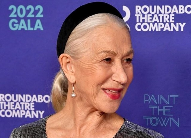 Cum arată actrița Helen Mirren la 76 de ani, într-o rochie care i-a lăsat pe toți cu gura căscată