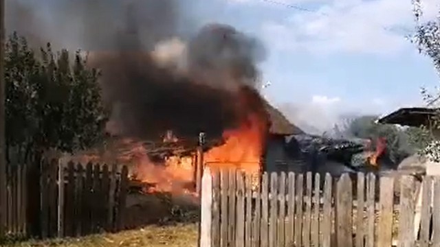 Grajd în flăcări, la Poiana