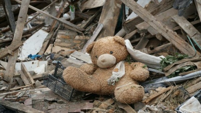 Noi bombardamente în Jîtomir. O centrală termică și o clădire civilă, lovite