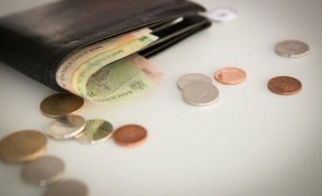 Presiune pe Guvern: sindicaliștii cer recalcularea tuturor salariilor din sistemul de sănătate