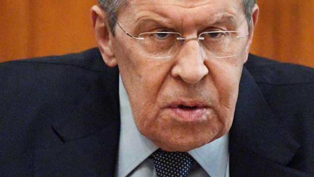 Serghei Lavrov, despre țările care livrează arme Ucrainei: „Creează un pericol colosal”