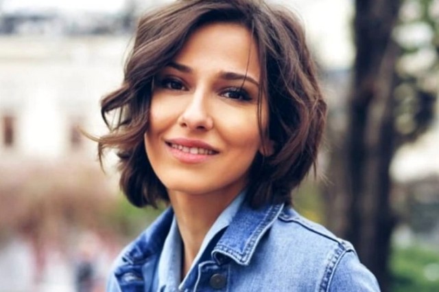 Gafa enormă făcută de Dana Rogoz în filmul cu Pavel Bartoș, produs în Slovacia
