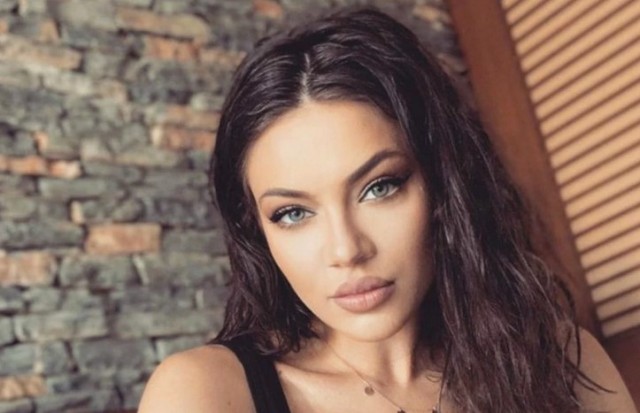 Scandal pe Instagram! Christina Ich, limbaj ca la ușa cortului, după ce a fost criticată de fani