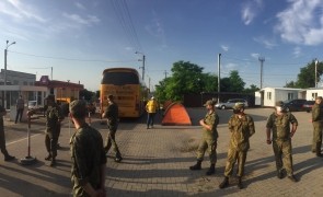 După ce rușii i-au invadat, ucrainenii îşi retrag observatorii din Forţa mixtă