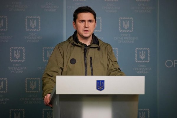 Consilierul lui Volodimir Zelenski anunță că urmează să fie încheiat un armistițiu