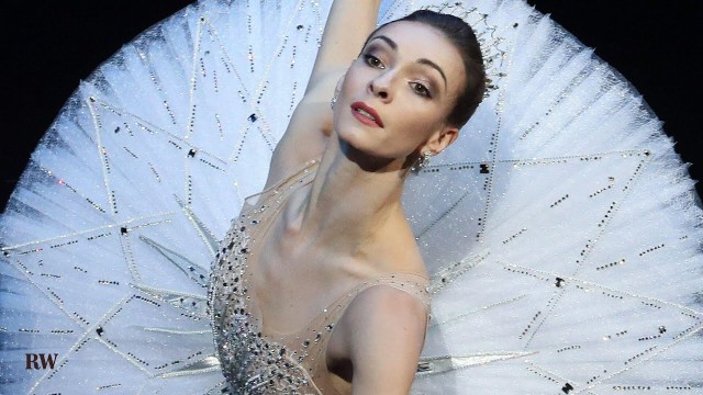 Una dintre balerinele vedetă de la Teatrul Bolşoi a demisionat după ce a denunţat războiul din Ucraina