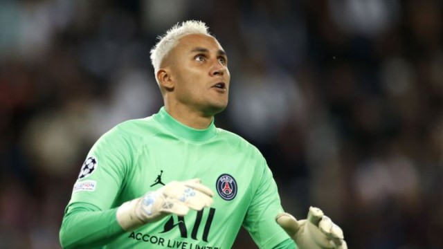 Portarul echipei PSG, Keylor Navas, găzduieşte 30 de refugiaţi ucraineni