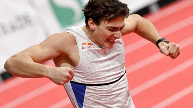 Atletism: Armand Duplantis a stabilit un nou record mondial la săritura cu prăjina
