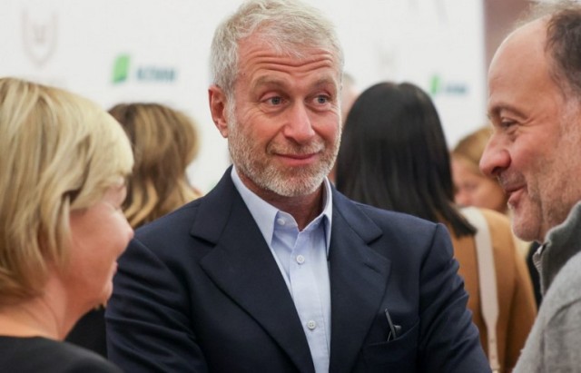 Țara în care vrea să se mute Roman Abramovich pentru a scăpa de sancțiuni