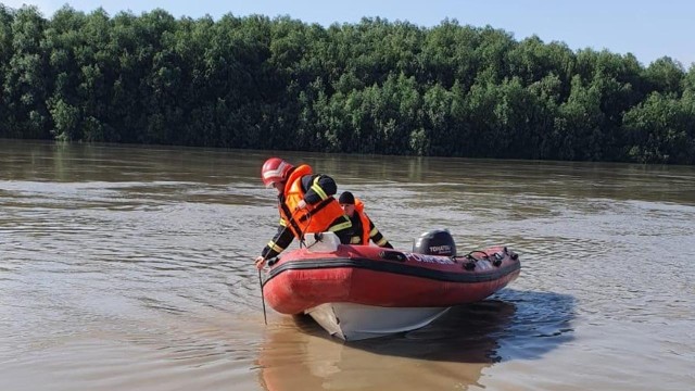 3 copii salvați de la înec din Dunăre în dreptul localității Cochirleni 