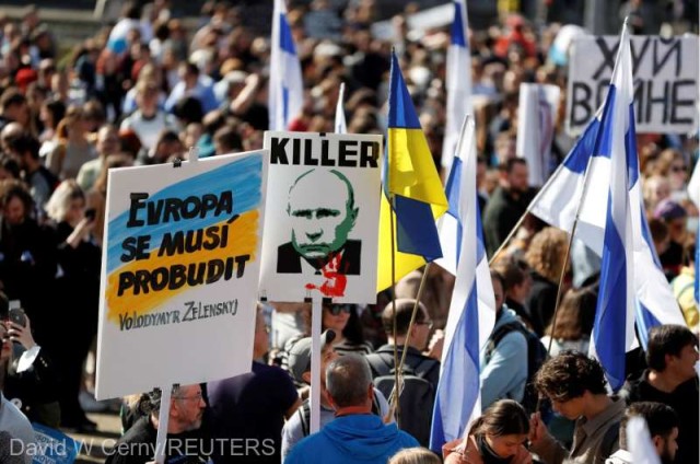 Mii de ruşi au manifestat la Praga împotriva lui Putin