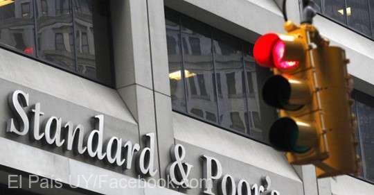 S&P retrage ratingurile pentru toate firmele ruseşti după interdicţia introdusă de UE