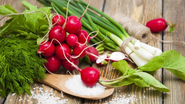 15 alimente care sunt mai gustoase primăvara, dar și cum să le gătești