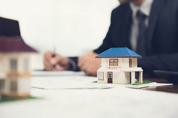 În Istanbul şi Dubai, ruşii investesc în imobiliare pentru a se proteja de sancţiunile occidentale