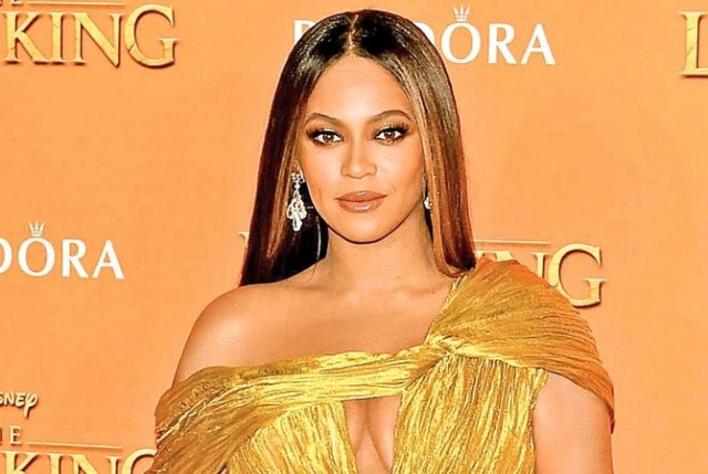 Beyonce i-a oferit soțului un avion în valoare de 40 de milioane de dolari!