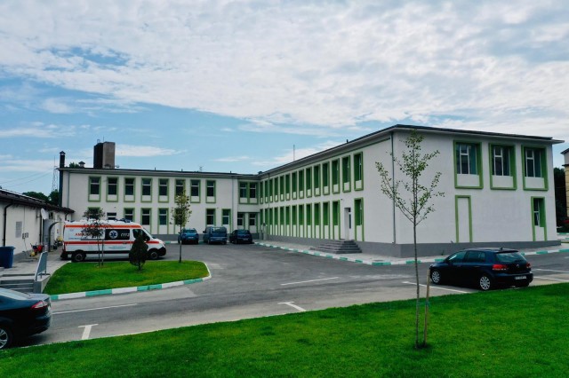 Angajări la Centrul de Sănătate Multifuncțional Năvodari: 6 posturi de medic pediatru, scoase la concurs