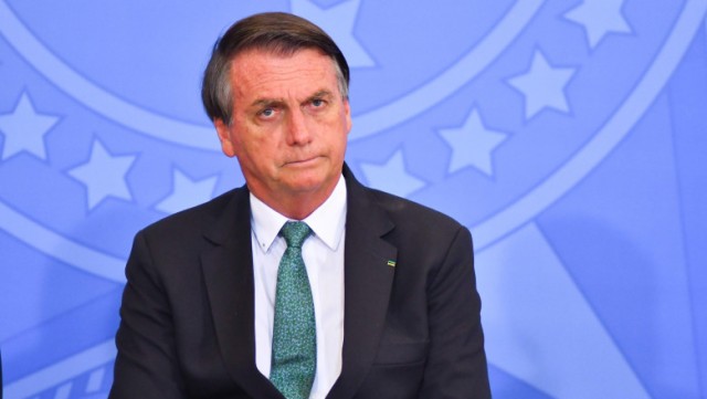 Președintele brazilian Jair Bolsonaro a fost internat din nou în spital