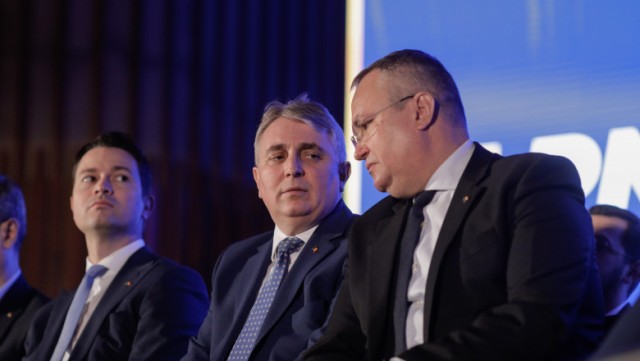 Ciucă spune că „analizează” depunerea candidaturii pentru șefia PNL
