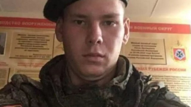 Rușii l-au arestat pe soldatul care s-a filmat abuzând copii în campania din Ucraina
