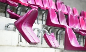 Imagini dezolante pe stadionul Giulești! Au distrus scaunele chiar la meciul de inaugurare