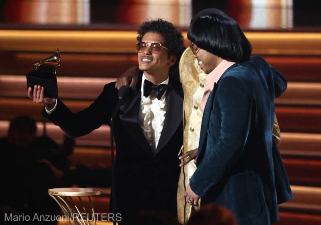 GRAMMY 2022: Silk Sonic, cel mai bun cântec al anului cu 'Leave The Door Open'